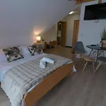 Vendégház Pino House 3*