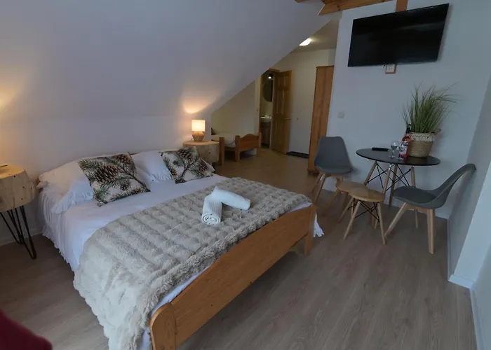 Gæstehus Pino House 3*